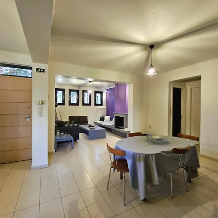 Cornelia Apartment Patras Exterior photo