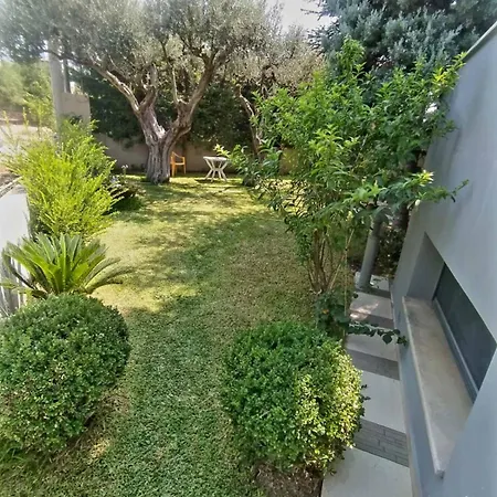 Cornelia Apartment Patras Exterior photo